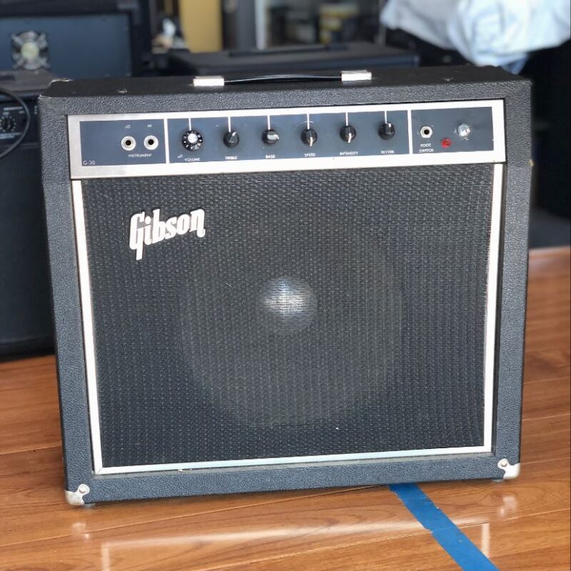 Gibson G30 Vintage Solid State Amplifier with Reverb Tank