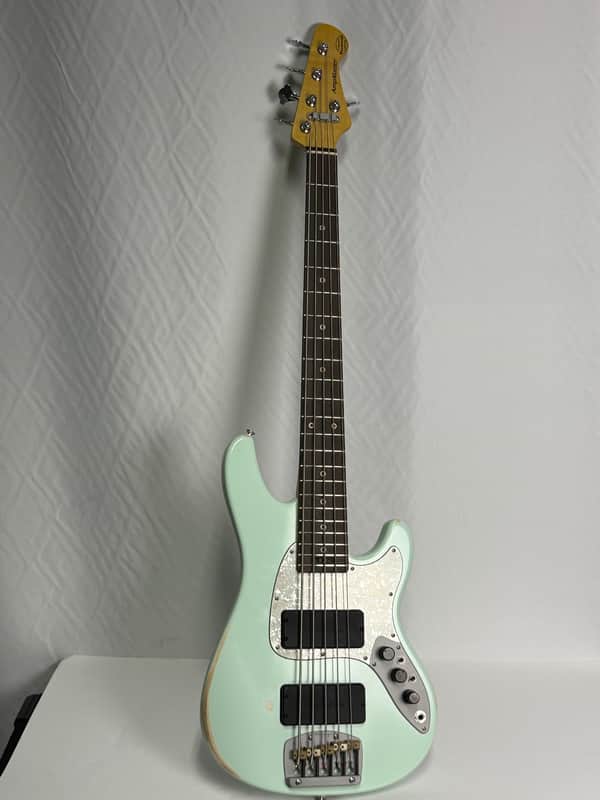 AmpMaster 5 Bass MEDIUM Scale 32" || Woodcraft electric guitars Dual Pickup